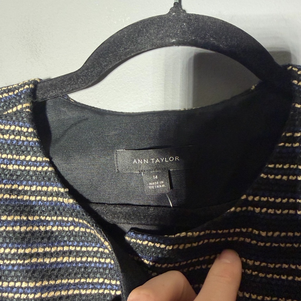 Ann Taylor Petite Tweed Double Button Jacket Black/Blue Multi Size 14 - Picture 7 of 7